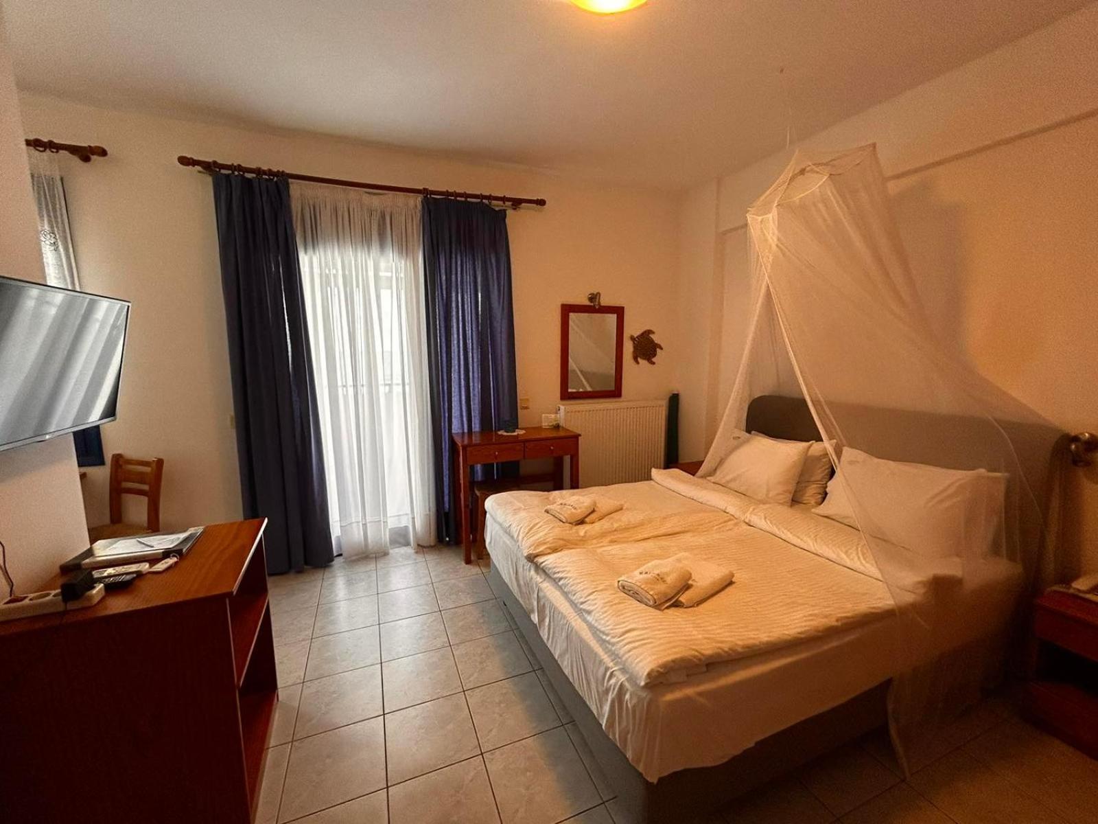Kalamaki Holidays - Finikas Studios & Apartments Esterno foto