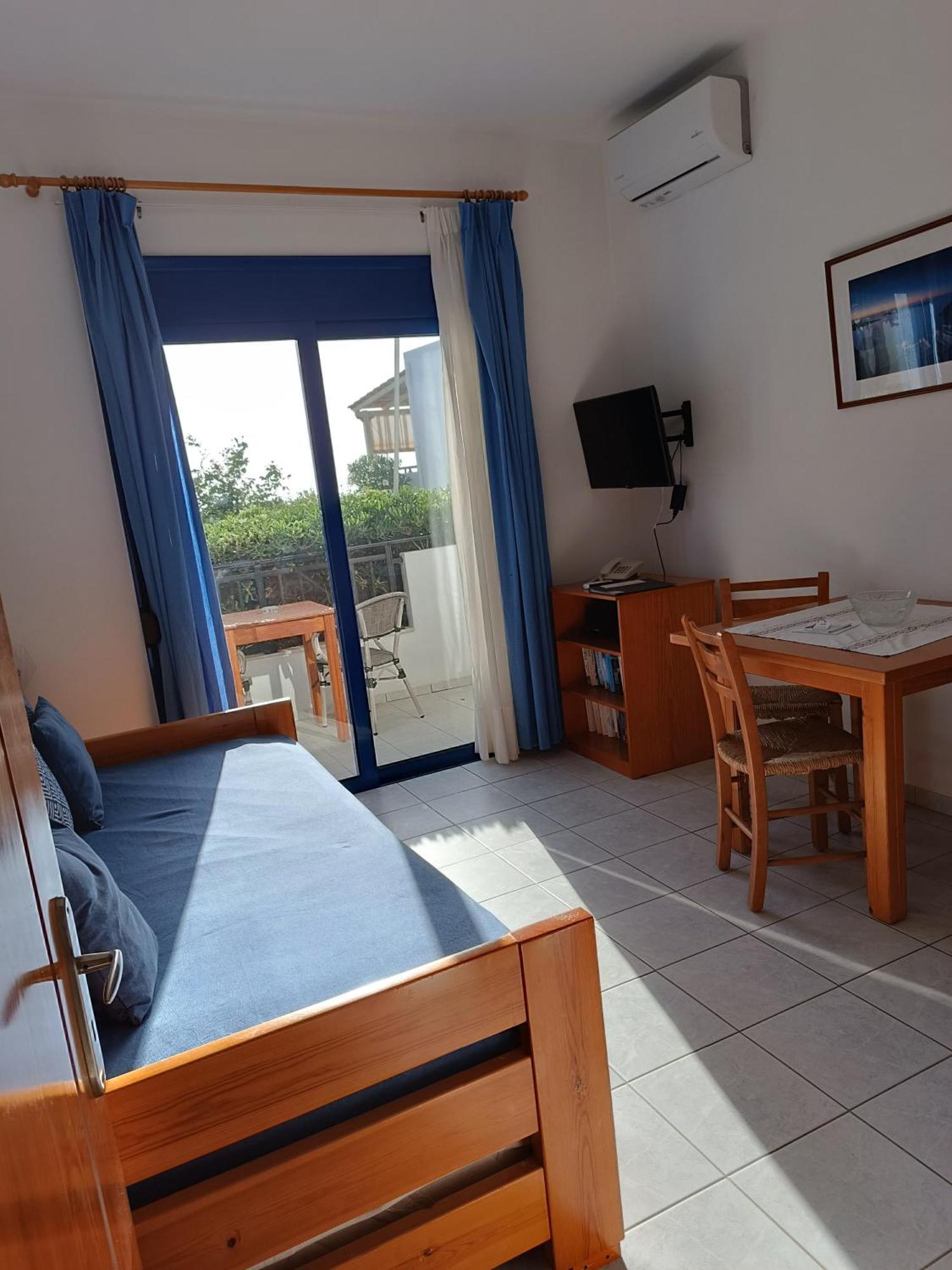Kalamaki Holidays - Finikas Studios & Apartments Esterno foto